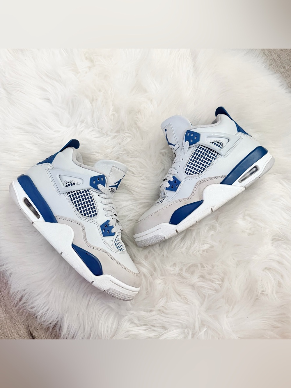 Air Jordan 4 Retro Military Blue Sneaker